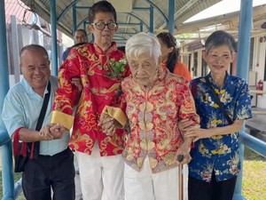 Viral Cinta Tak Kenal Usia, Nenek 91 Dinikahi Pria 67 Tahun di Panti Jompo