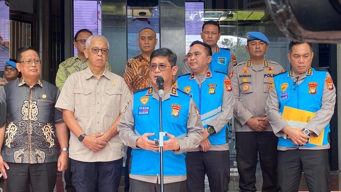 Wairwasum Polri Irjen Merdisyam di Polda Metro Jaya