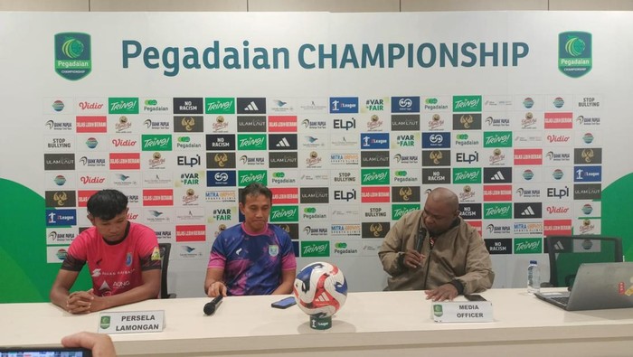 Konferensi pers jelang laga Persipura Jayapura vs Persela Lamongan