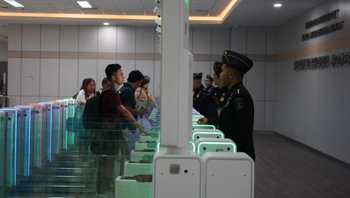 Layanan Imigrasi di hari pertama penerapan WFH ASN tiap Jumat (dok.Ditjen Imigrasi)