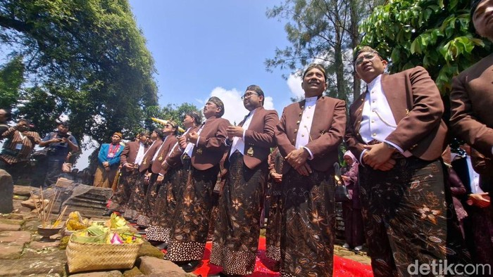 Melihat Tradisi Manusuk Sima di Nganjuk