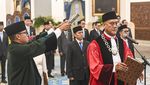 Momen Prabowo Lantik Liliek sebagai Hakim MK Pengganti Anwar Usman