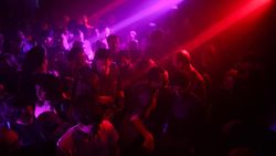 Nightlife Inggris Berubah Seiring Banyak Klub Tutup