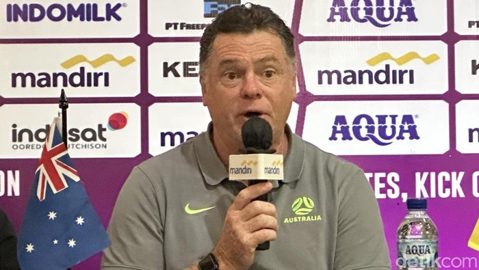 Pelatih Timnas Australia U-17, Carl Veart.