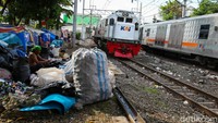 Kondisi tersebut dinilai perlu dilakukan penataan kawasan sekaligus menyediakan solusi hunian yang lebih layak.  