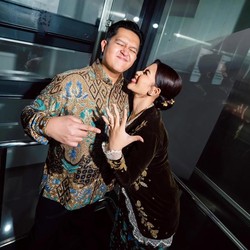 Di Balik Potret Indah Lamaran, Prinsa Mandagie Ternyata Lagi Sakit