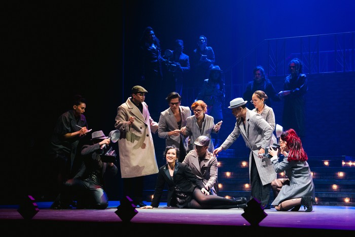 Terbuai Panggung Chicago The Musical di Jakarta