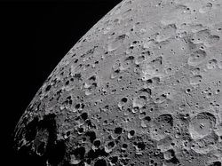 Link Download Wallpaper Bumi-Bulan Artemis II untuk iPhone & Android