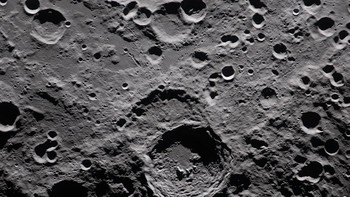 Vavilov Crater -> Download Foto: NASA