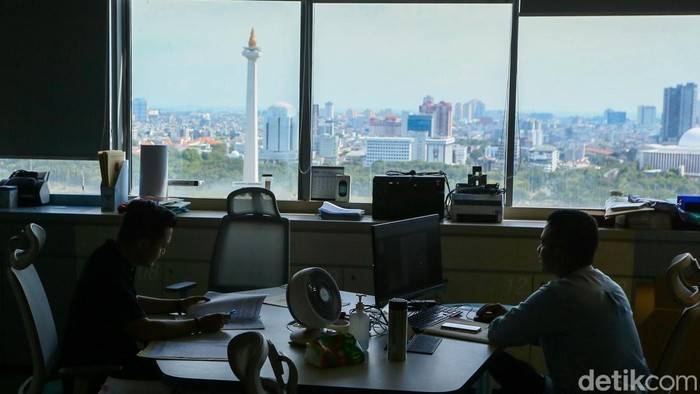 Cerita Hari Pertama WFH di Jakarta