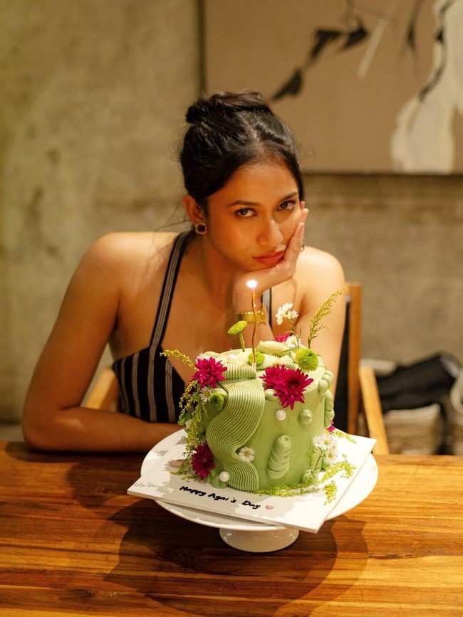 Aghniny Haque Centil Era!