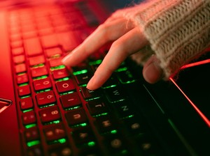 Rahasia Ribuan Tahun Simbol @, Sejak Yunani Kuno hingga Bagian Identitas Digital