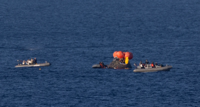 Detik-detik Artemis II kembali ke Bumi