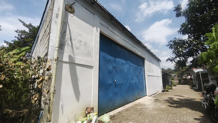 Gudang diduga pabrik narkoba di Kelurahan Wonolopo, Kecamatan Mijen, Kota Semarang, Sabtu (11/4/2026).