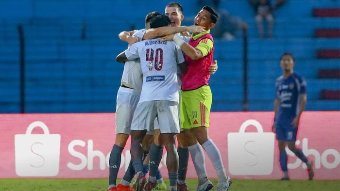 Kemenangan sensasional sukses diraih PSM Makassar saat mengalahkan tuan rumah PSIM pada laga pekan ke-27 Super League di Stadion Sultan Agung.