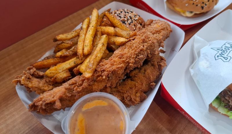 Mogul Burger