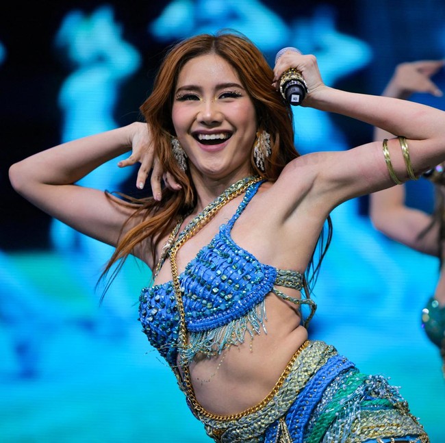 BINI Cetak Sejarah Grup Pop Filipina di Coachella