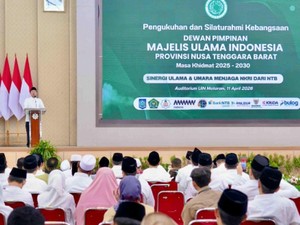 Pengukuhan MUI NTB, Nusron Wahid Tekankan Kebermanfaatan dalam Pengabdian
