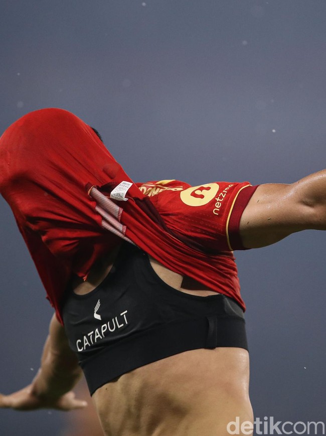 Persija Tampil Solid, Persebaya Takluk di SUGBK