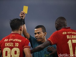 Memasuki babak kedua, Persija semakin menunjukkan dominasinya. Serangan yang lebih efektif membuat mereka berhasil menambah keunggulan. 