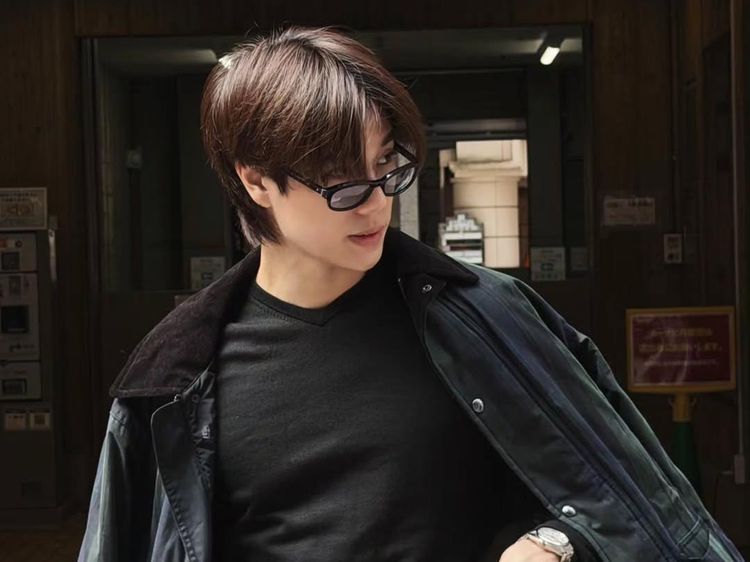 Potret Phuwin, Bintang Thailand yang Bakal Manggung di Bekasi