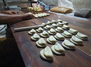 Di Balik Nama Kue Bokong Purbalingga, Ada Suara Rakyat Kelas Bawah