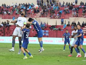 Klasemen Super League: PSM Makassar Jauhi Degradasi