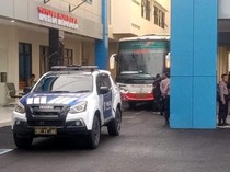 12 Pejabat Tulungagung Terjerat OTT KPK, Dibawa ke Bandara Juanda Pakai Bus
