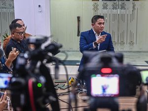 Pakar Nilai Seskab Teddy Aktif Bangun Komunikasi Publik Agenda Presiden