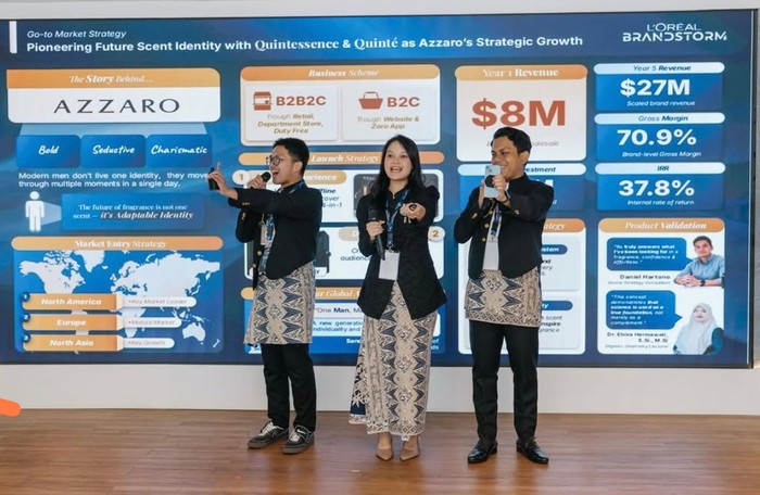 Tim Moneyfesteam ITB yang beranggotakan  Rayhan Hidayatul Fikri, Allodya Qonnita, dan Muhammad Abdillah Putra Alfera mengembangkan konsep sistem parfum modular berbasis AI.