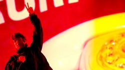 Momen Turnstile Crowdsurfing di Coachella 2026