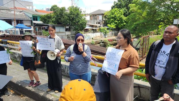 Anggota Tim Advokasi untuk Demokrasi (TAUD), Fatia Maulidiyanti, mengungkap kondisi Andrie Yunus.
