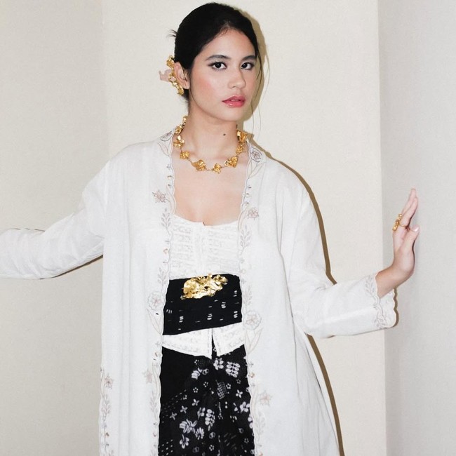 Arla Ailani Gak Beban Ikuti Jejak Karier Bucek Depp-Unique Priscilla