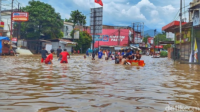 Banjir Dayeuhkolot