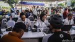 CFD Bundaran HI Disesaki Lansia, Layanan Kartu Gratis Diserbu Warga