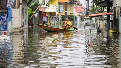 Dayeuhkolot Dikepung Banjir, Jalan Putus dan Ratusan Rumah Terendam