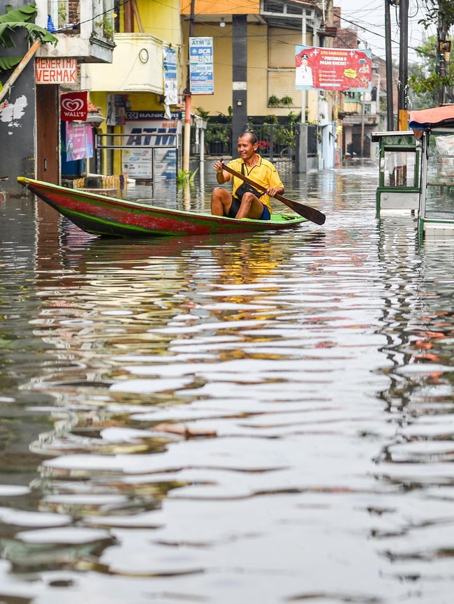 Dayeuhkolot Dikepung Banjir, Jalan Putus dan Ratusan Rumah Terendam