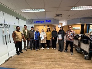 Kemensos Jemput & Rawat Lansia WNI Terlantar yang Dipulangkan dari Taiwan