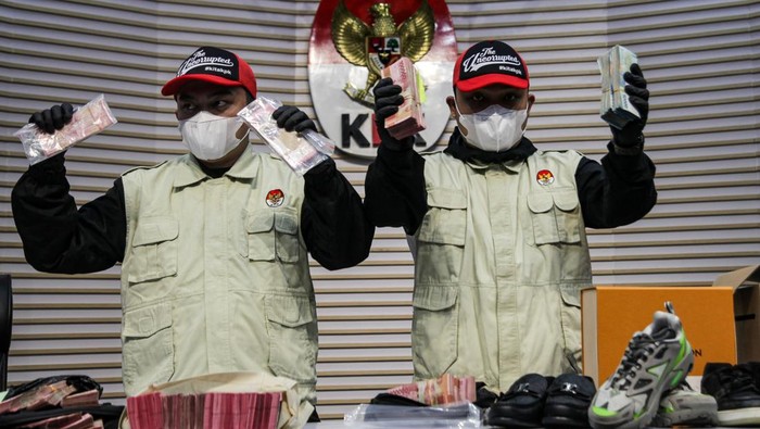 Bupati Tulungagung Beri Forkopimda THR dari Uang Hasil Pemerasan Pimpinan OPD