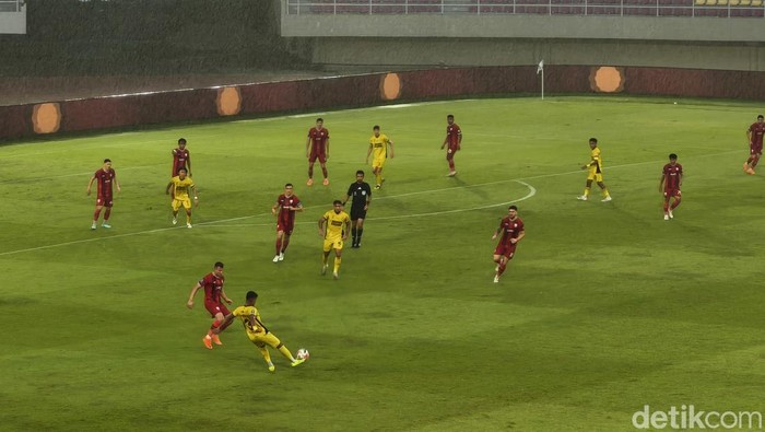 Maricic Bawa Persis Ungguli Semen Padang 1-0 di Babak Pertama