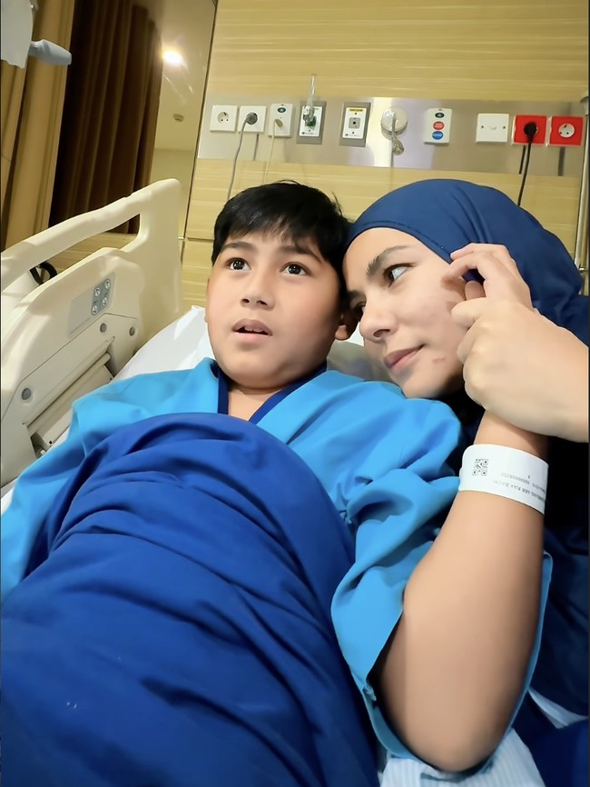 Meisya Siregar Bagi Kisah Penanganan Bambang Didiagnosis Autoimun ITP