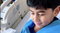 Bambang juga down karena dianggap dia bisa sakit separah ini. Bambang dinyatakan positif ITP atau disebut idiopathic atau imun thrombocytopenia, sambungnya. (Foto: Instagram @meisya__siregar)