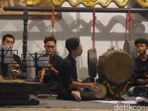 Cuma di Surabaya, Ngopi Sambil Diiringi Alunan Musik Gamelan