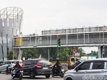 Terbengkalai 10 Tahun, JPO Ahmad Yani Bekasi Jadi Sorotan Warga