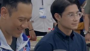 Potret Teuku Rassya Ngopi di Aceh, Bareng Warga hingga AHY