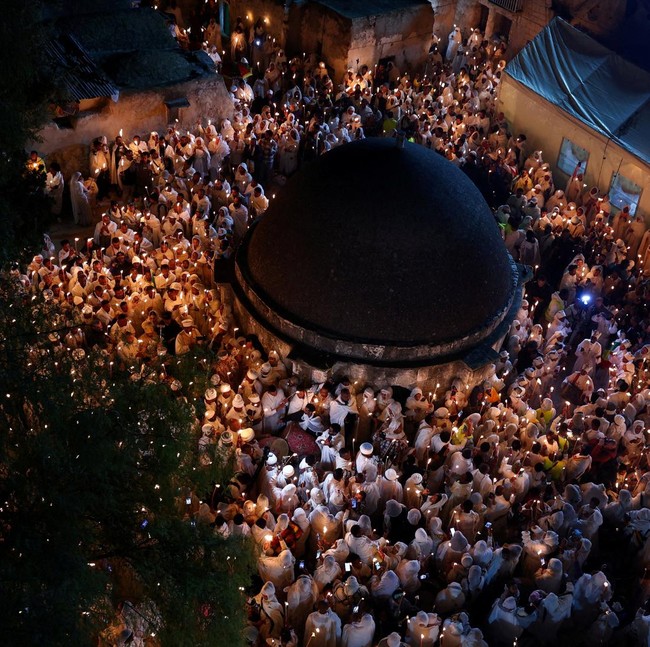 Tradisi Suci di Yerusalem, Umat Ethiopia Rayakan Api Suci