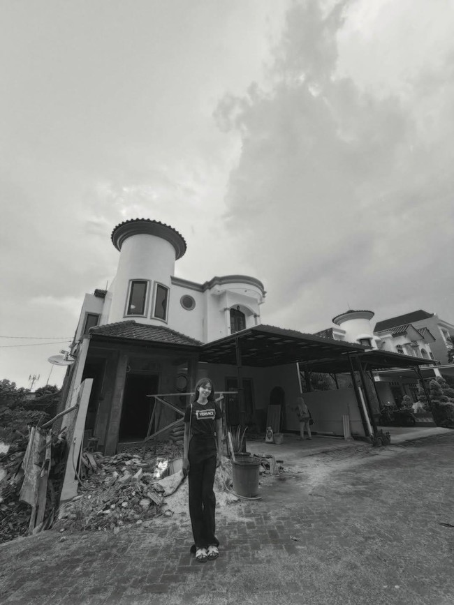 Ummi Quary Hadiahkan Diri Sendiri, Beli Rumah di Usia 24 Tahun