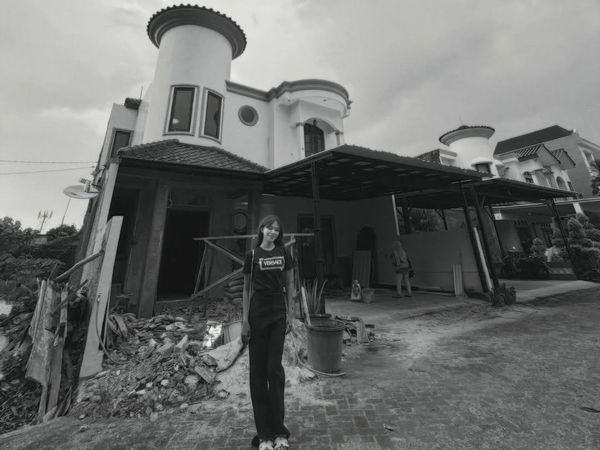 Ummi Quary Hadiahkan Diri Sendiri, Beli Rumah di Usia 24 Tahun