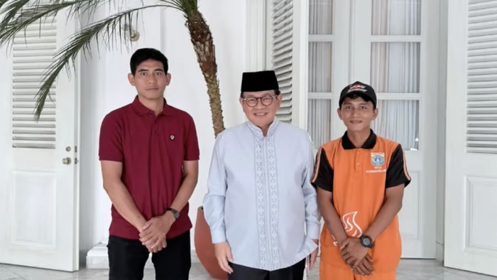 Viral di media sosial seorang petugas penanganan prasarana dan sarana umum (PPSU) rajin mengunggah before-after hasil kerja. (dok. IG @skil_zona_sia_sia)