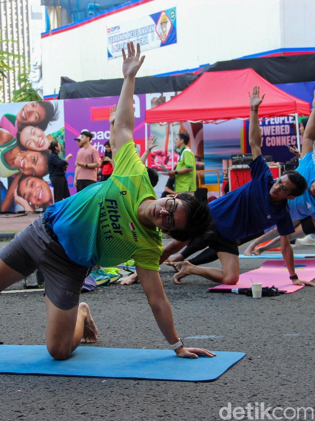 Yoga, Lari, hingga Podcast Mobile Ramaikan Event Fitbar di Jakarta